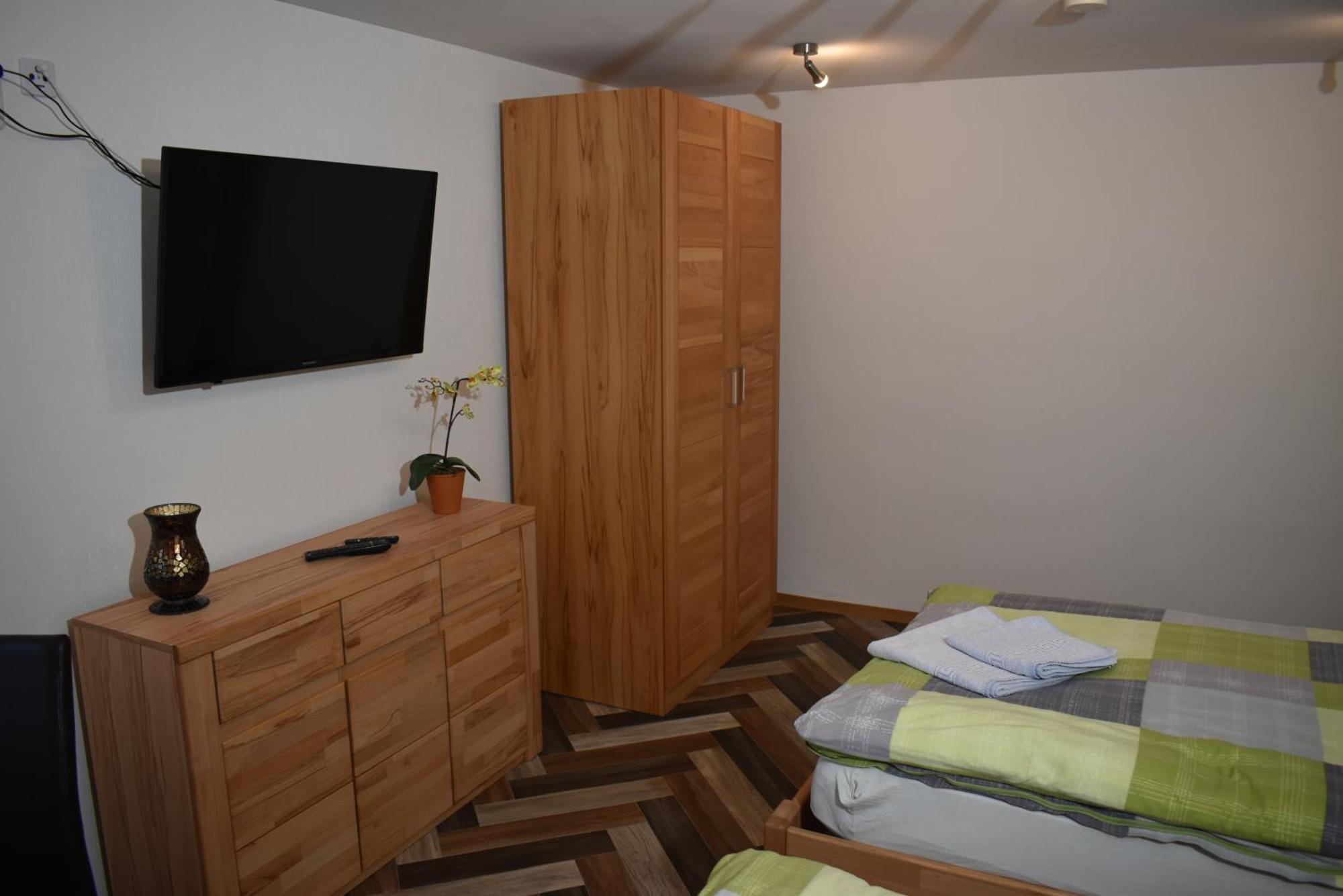 Ferienwohnung Am Steigerwaldrand Sugenheim Luaran gambar
